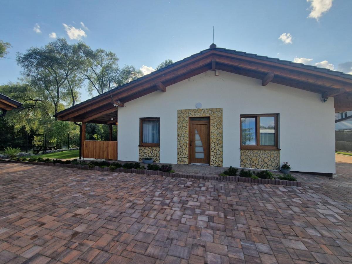 Villa Garden Bešeňová Kültér fotó