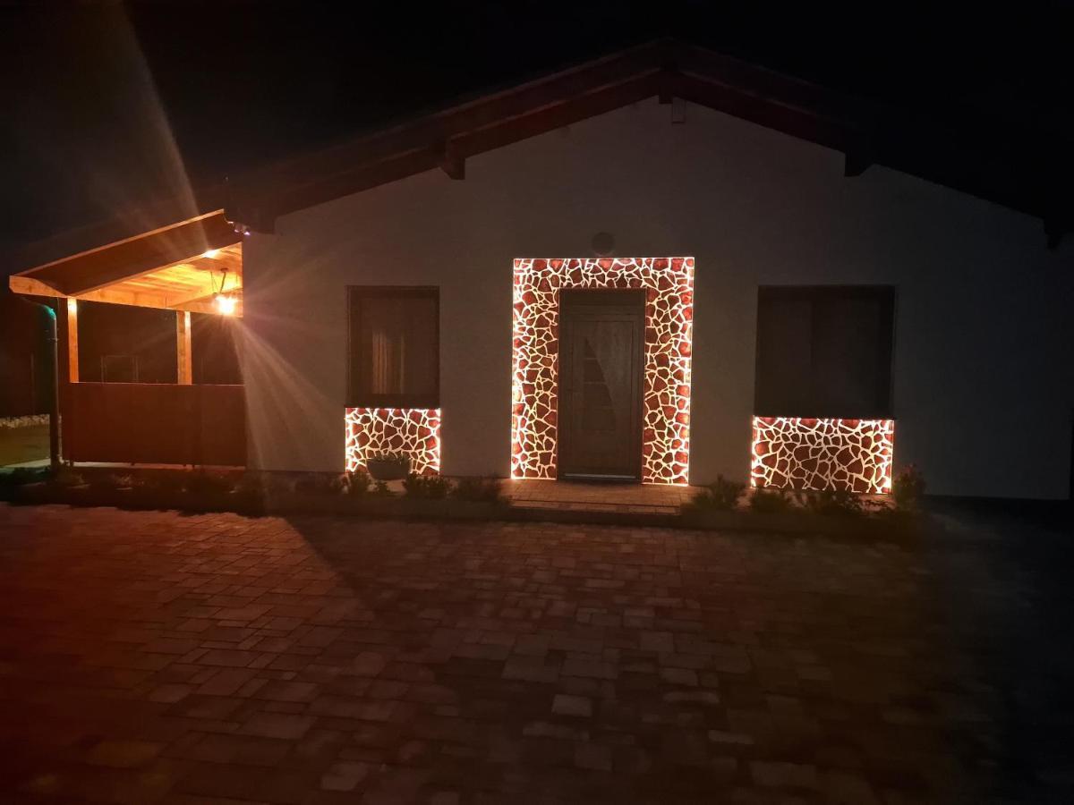 Villa Garden Bešeňová Kültér fotó