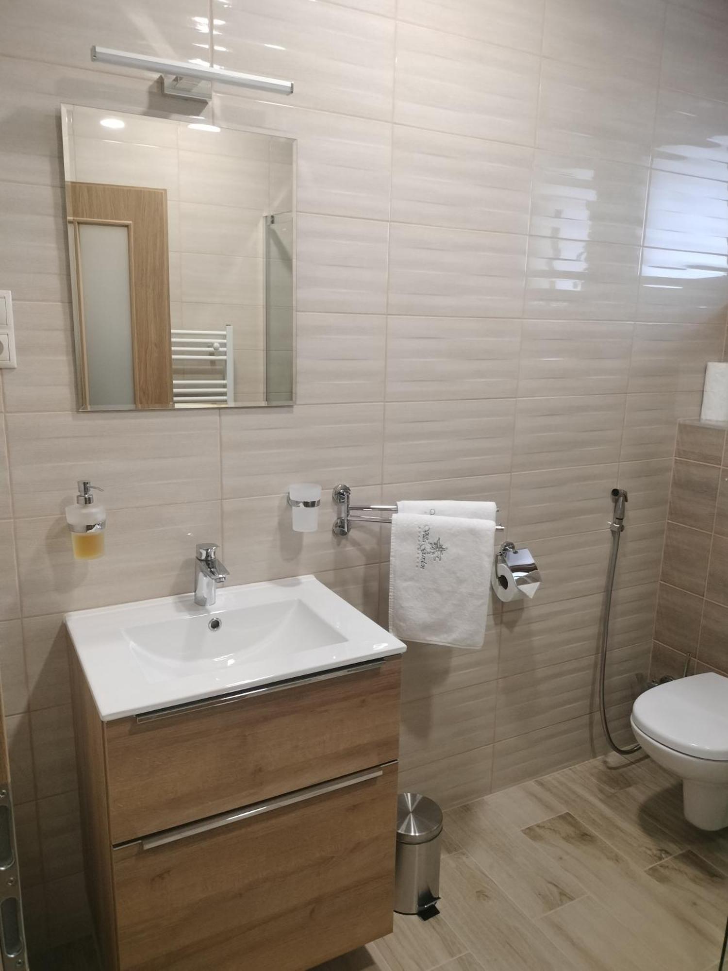 Villa Garden Bešeňová Kültér fotó