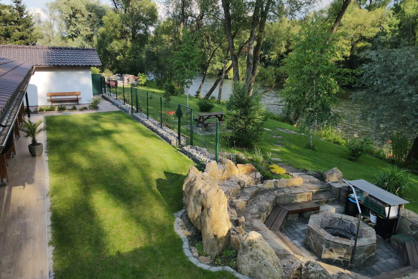 Villa Garden Bešeňová Kültér fotó